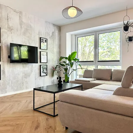 Modern - Für Freunde&familien, Stadtnah, Parkplatz, E-ladestation, Gitterbox Für Fahrräder, Fitnessstudio, Digitale Gästemappe Mit Restaurant- Und Unternehmenstipps Apartment Koblenz (Rhineland-Palatinate)