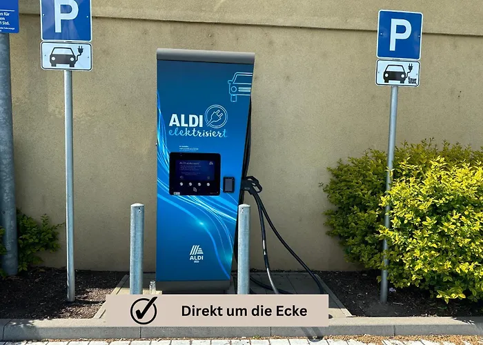 Modern - Fuer Freunde & Familien, Stadtnah, Parkplatz, E-ladestation, Gitterbox Fuer Fahrraeder, Fitnessstudio, Digitale Gaestemappe Mit Restaurant- Und Unternehmenstipps * 코블렌츠